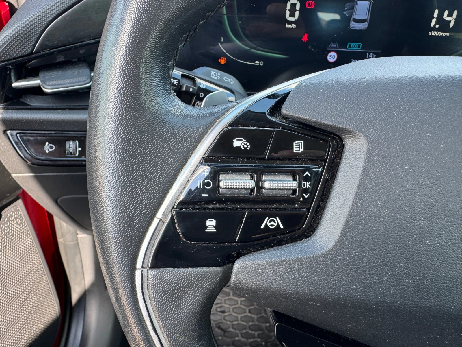 Kia Niro 1.6 HEV, снимка 14 - Автомобили и джипове - 56320769