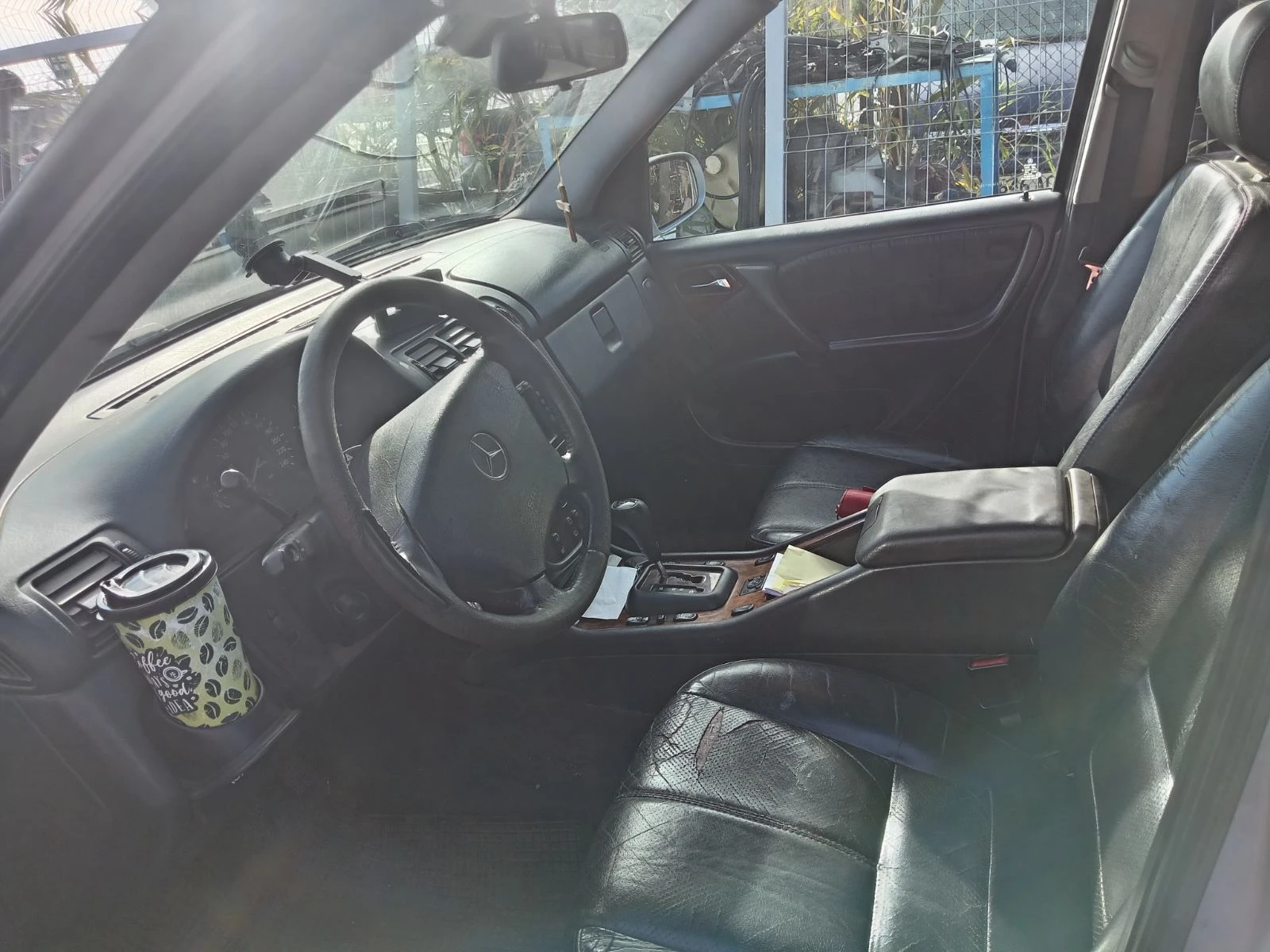 Mercedes-Benz ML 270 2.7, снимка 5 - Автомобили и джипове - 56714336