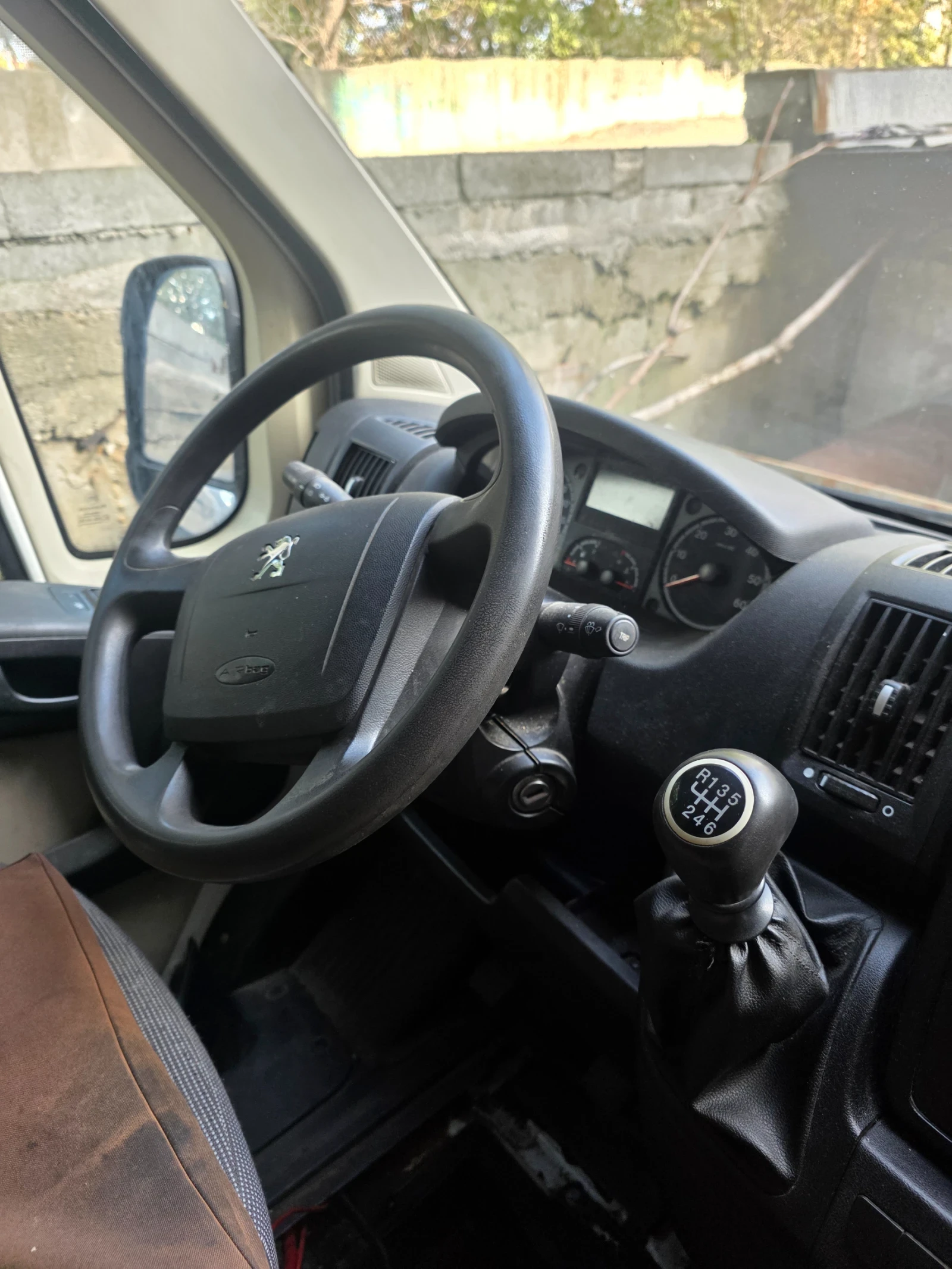 Peugeot Boxer 2.2 120 кс, снимка 7 - Бусове и автобуси - 56351219