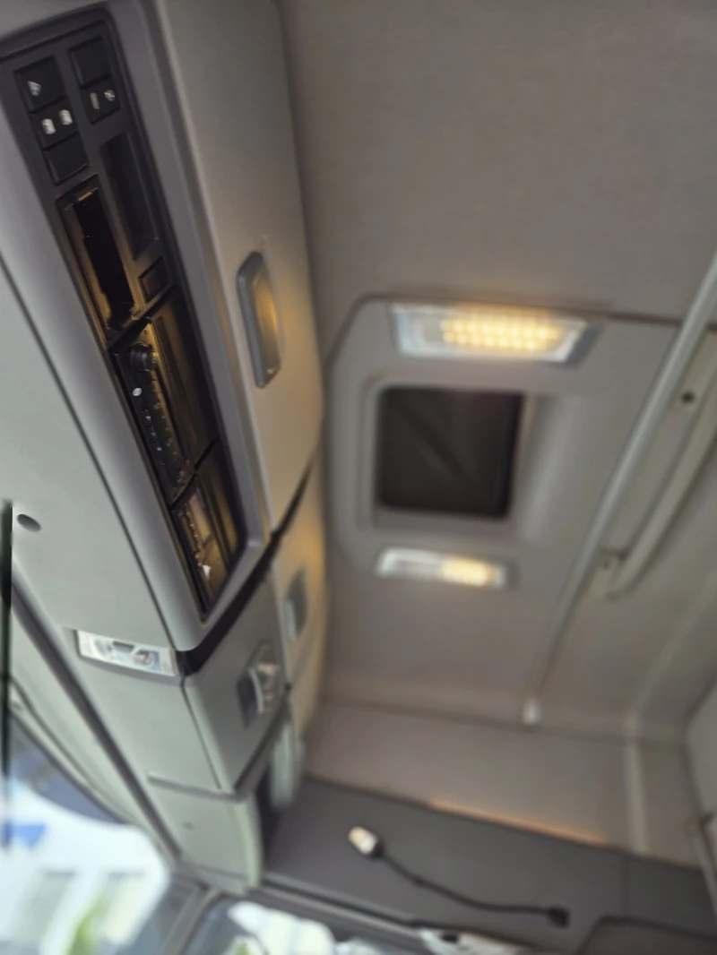 Renault T HSC - ЛИЗИНГ 1г гаранция, снимка 8 - Камиони - 51376187