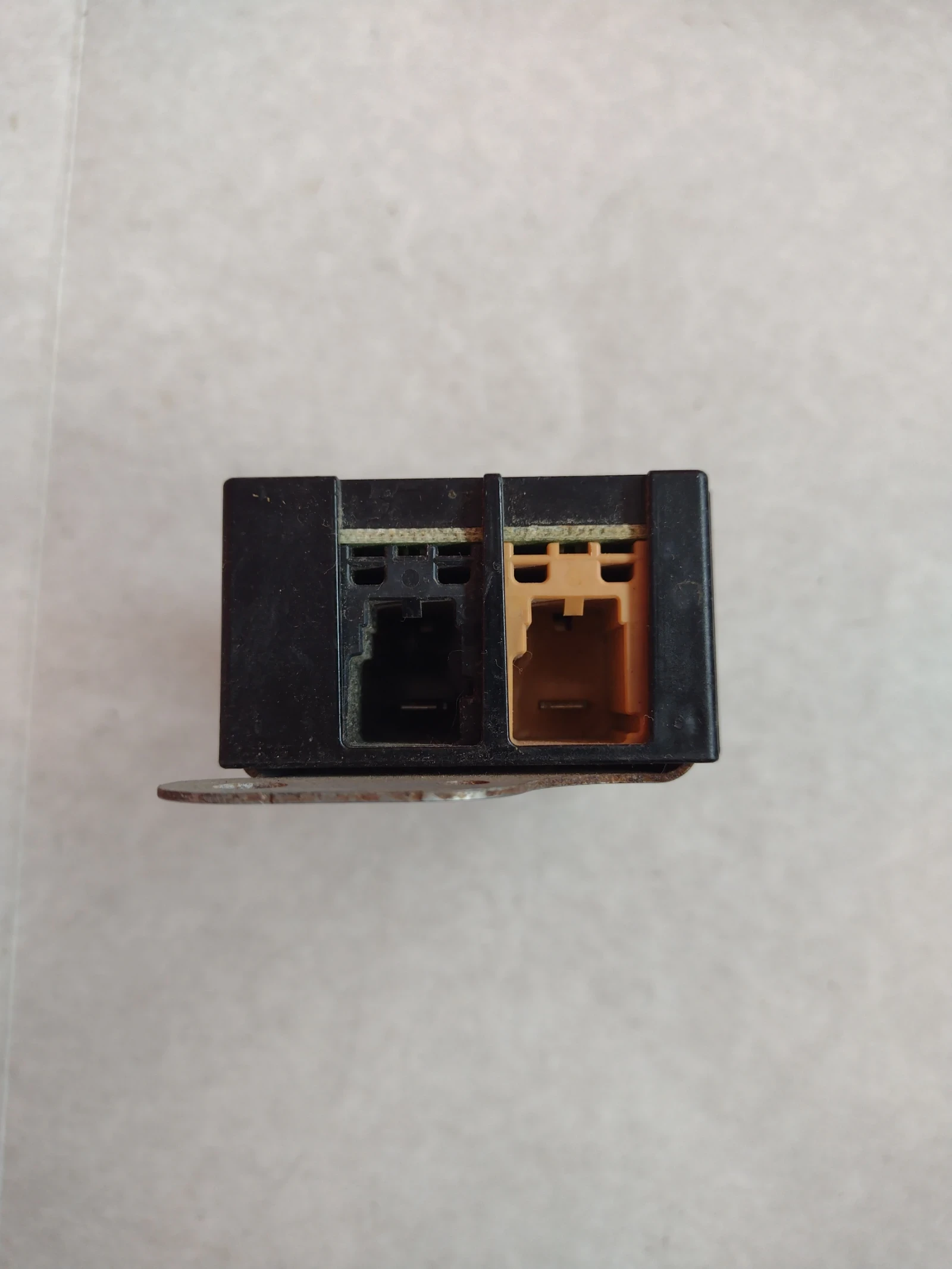 1K6035570F   /    VW GOLF 5  1K6 035 570 F  | Mobile.bg   2