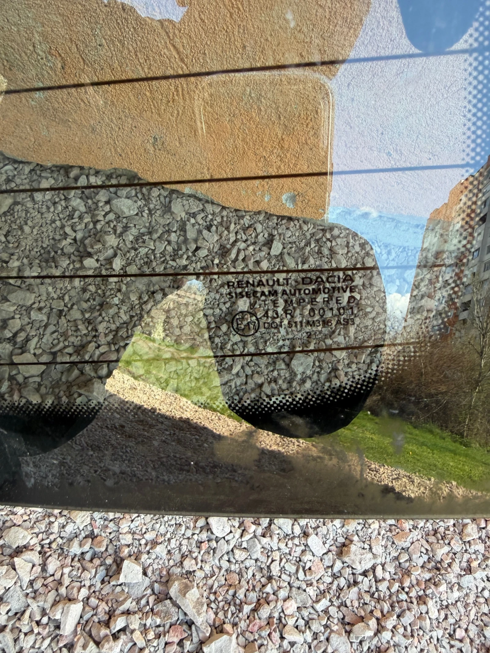 Dacia Jogger 2022г стъкло за заден капак, снимка 3 - Части - 54175954