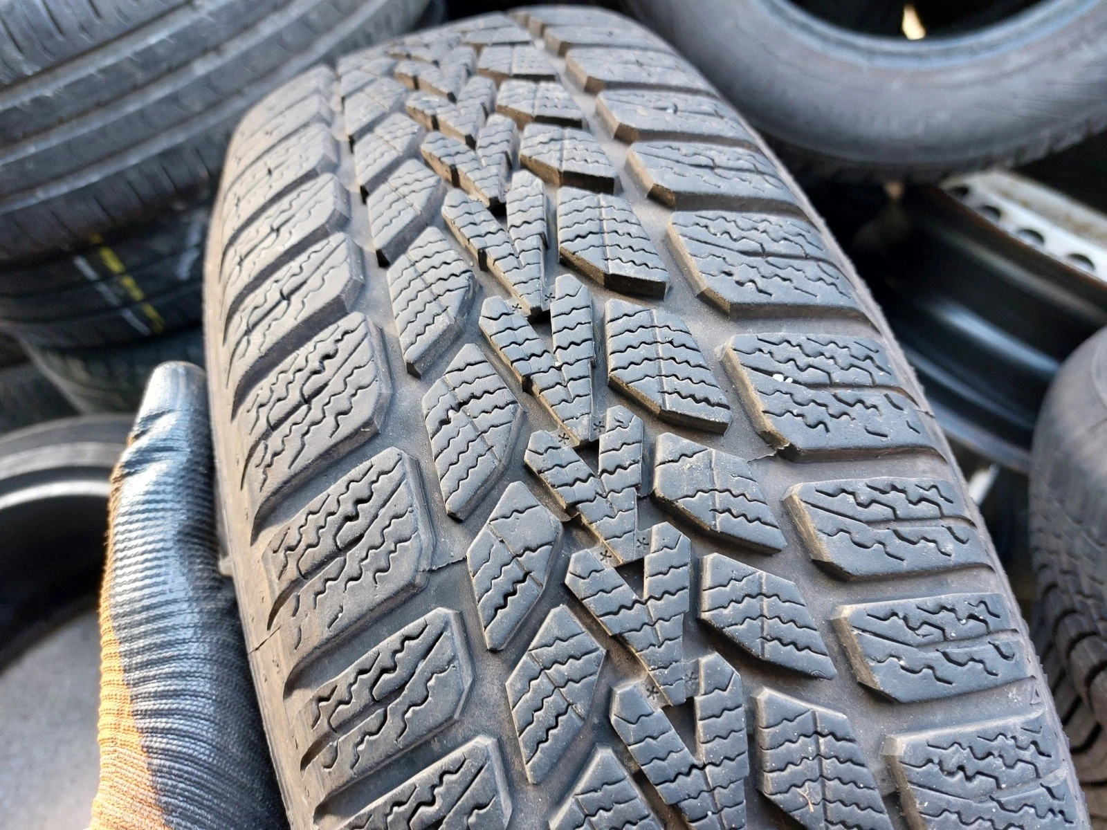 ���� 195/65R15 | Mobile.bg � ����������� 1
