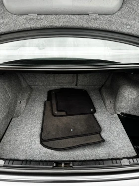 BMW 330 330 CI 77 000 мили !!!, снимка 16