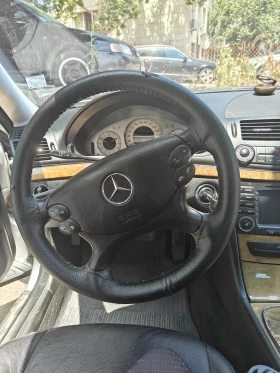 Mercedes-Benz E 320, снимка 5