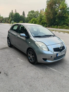 Toyota Yaris, снимка 1