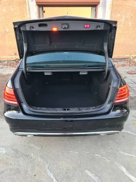 Mercedes-Benz E 350 4MATIC, снимка 14