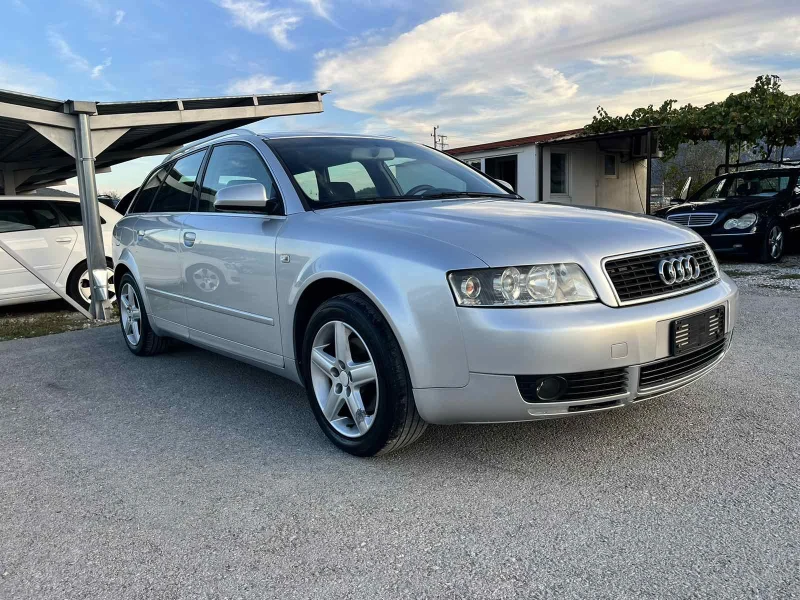 Audi A4 1.9TDI 131kc Перфектно, снимка 3 - Автомобили и джипове - 47632550