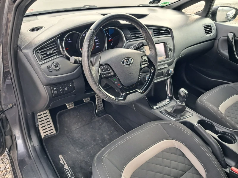 Kia Ceed 1.6 CRDI Gt-line 136hp , снимка 11 - Автомобили и джипове - 48196034