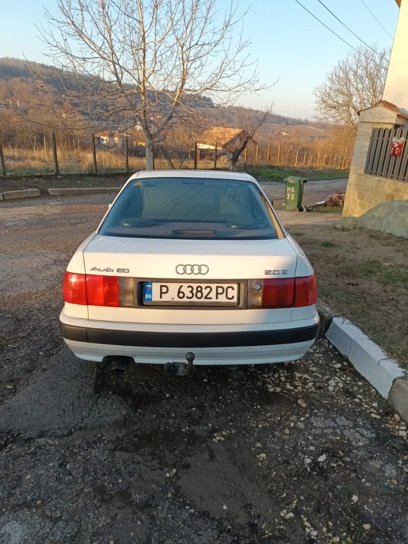 Audi 80 2.0 АГУ, снимка 2 - Автомобили и джипове - 48731138