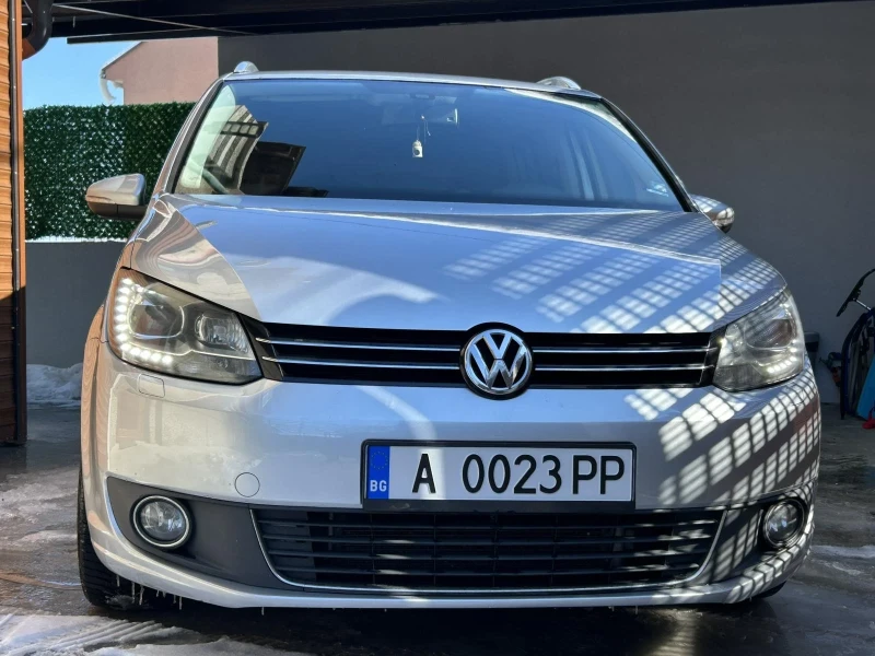 VW Touran 2.0 170 7 местен, снимка 6 - Автомобили и джипове - 49236715