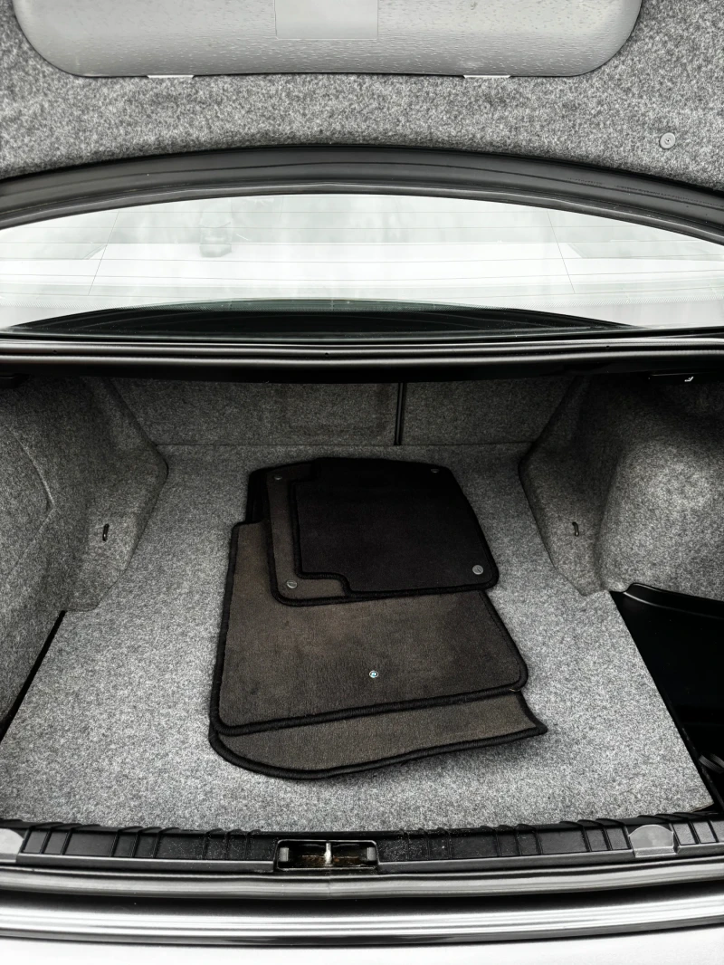 BMW 330 330 CI 77 000 мили !!!, снимка 16 - Автомобили и джипове - 49636615