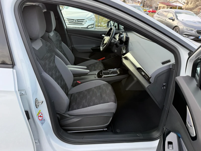 VW ID.4 64 000 km.05.2023г./PURE/Keyless/Head up/360camera, снимка 12 - Автомобили и джипове - 53036744