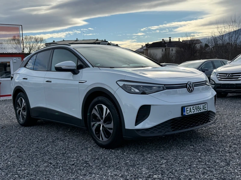 VW ID.4 64 000 km.05.2023г./PURE/Keyless/Head up/360camera, снимка 3 - Автомобили и джипове - 53036744