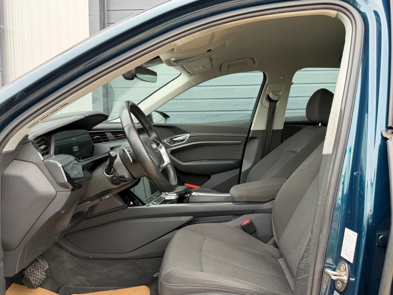 Audi E-Tron 50 Sportback Quattro 2020, снимка 11 - Автомобили и джипове - 53560790