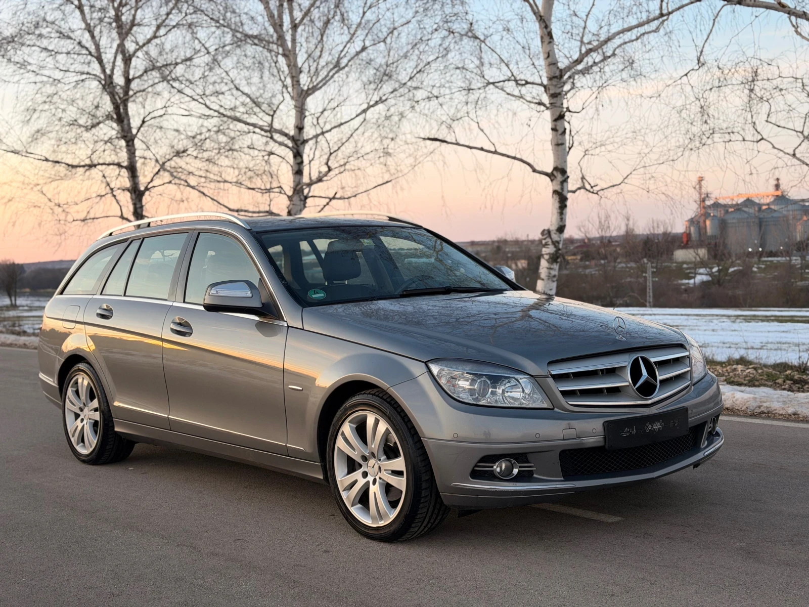 Mercedes-Benz C 220 * OM646 * Avangarde * Navi, снимка 1