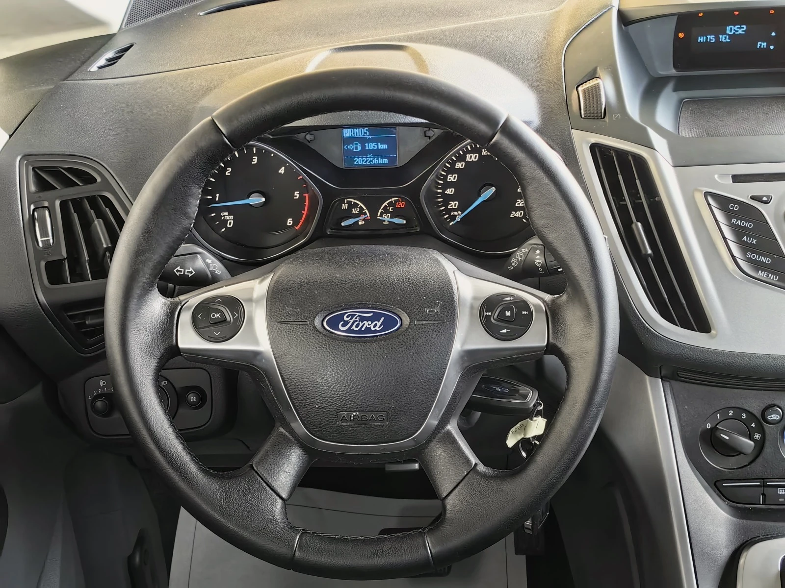 Ford C-max 2.0TDCI Автоматик - изображение 9