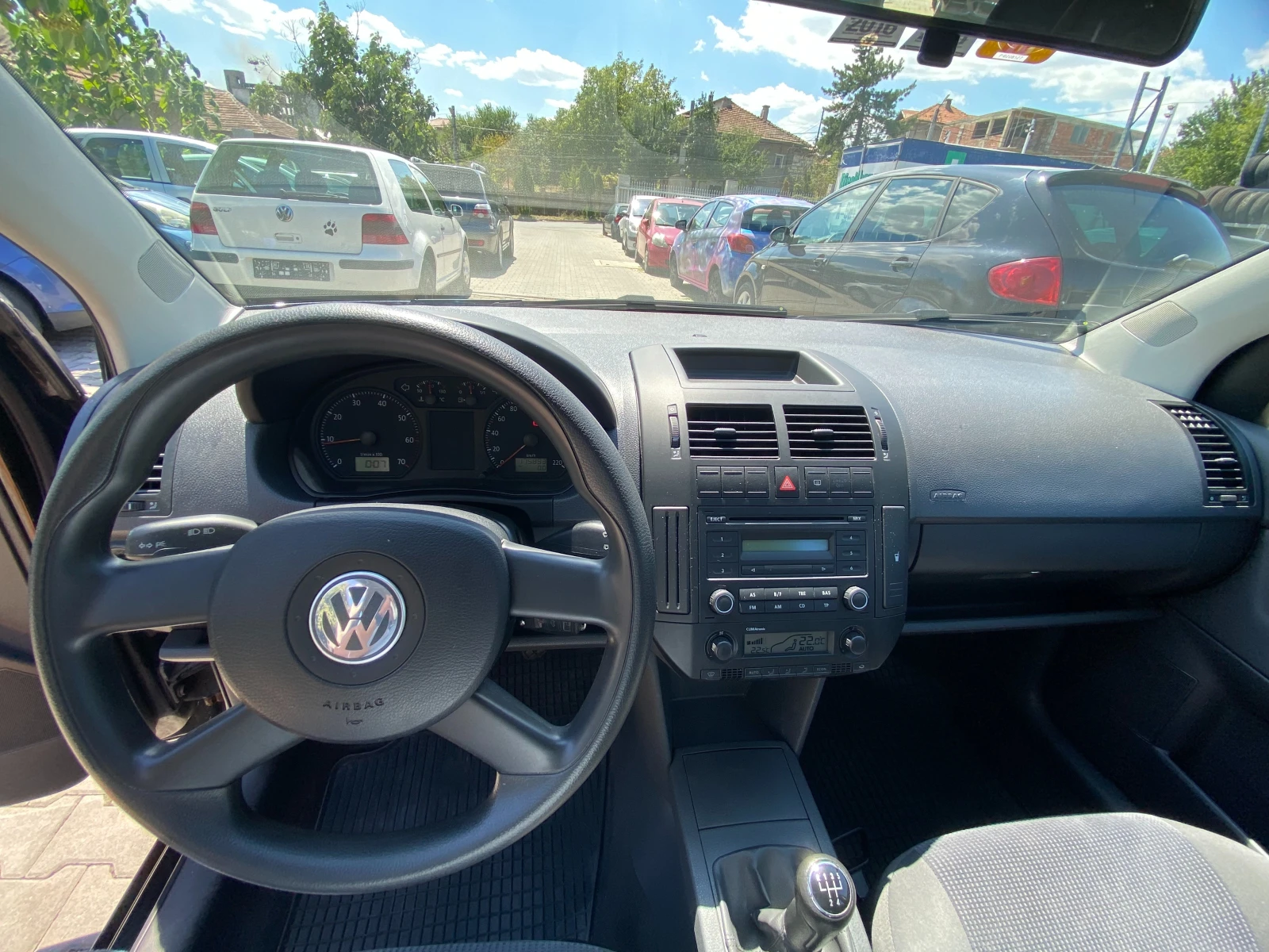 VW Polo 1.2 55к.с - изображение 10