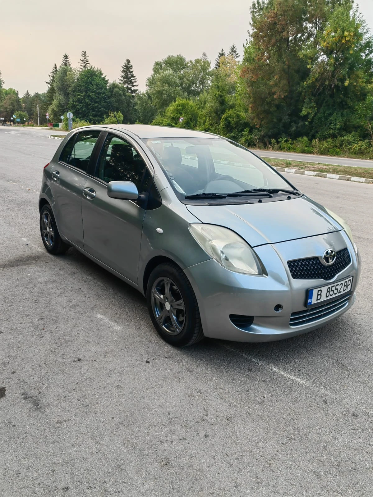 Toyota Yaris  - изображение 4