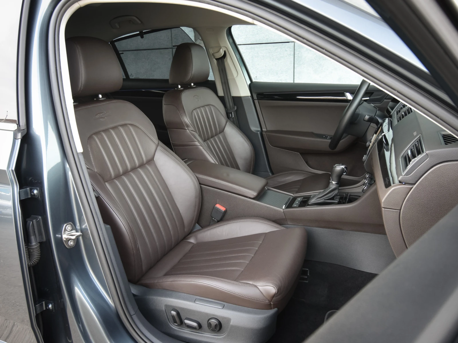 Skoda Superb 2.0 TDI LAURIN&KLIMENT 4X4 190 PS | Mobile.bg   11