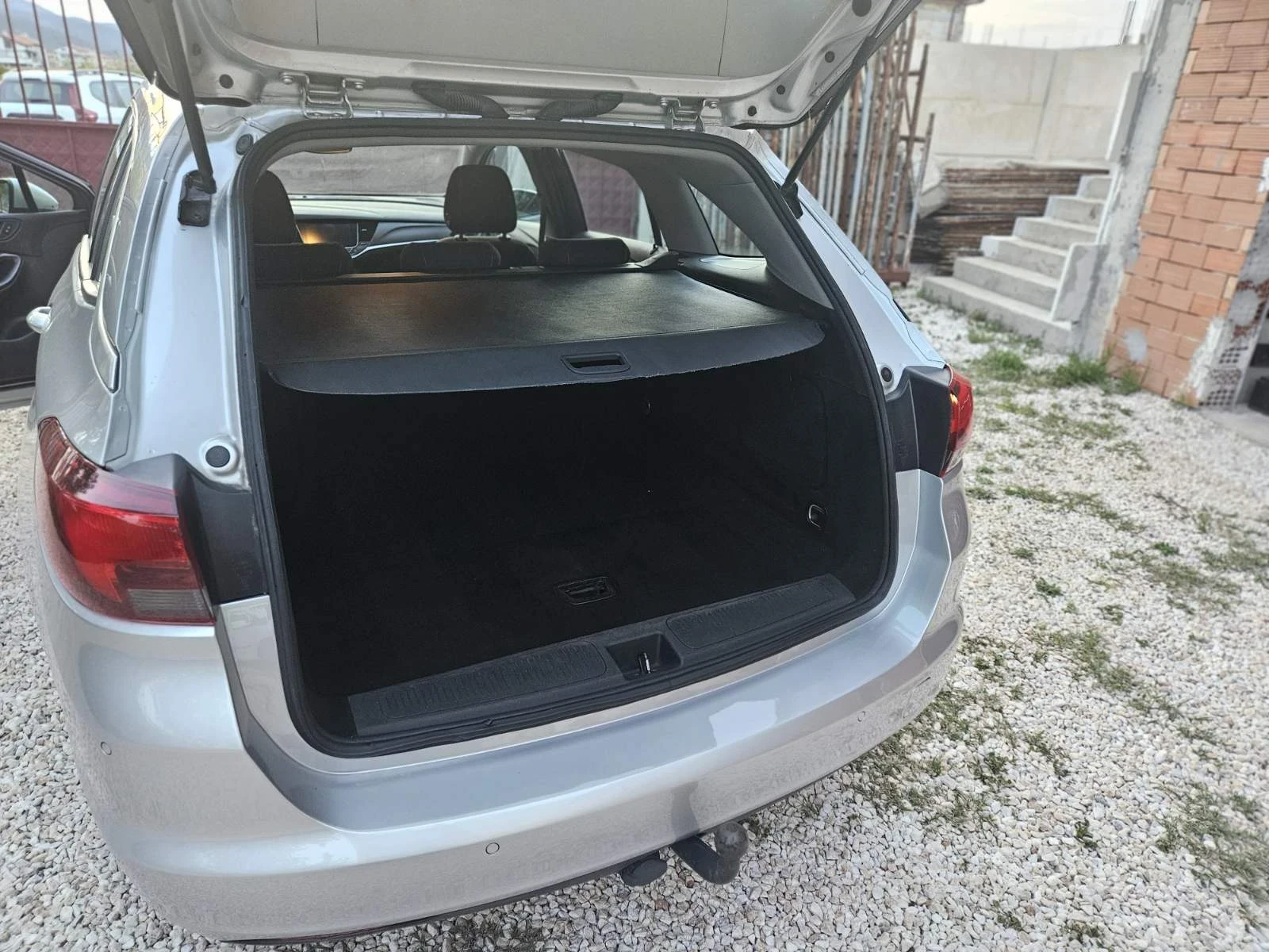 Opel Astra 1.6/136к./ПЕРФЕКТНО СЪСТОЯНИЕ!/EURO6/ - изображение 8