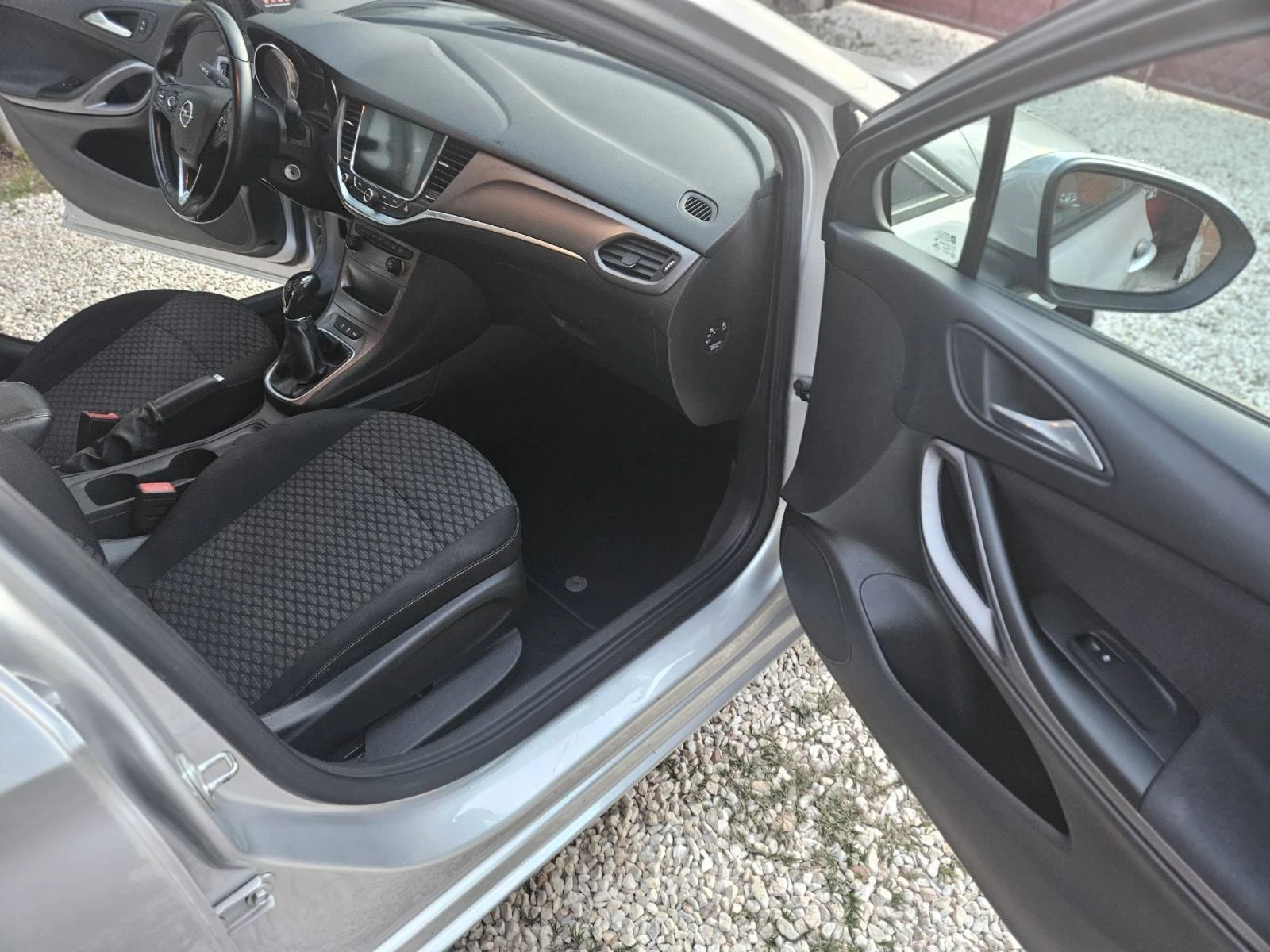 Opel Astra 1.6/136к./ПЕРФЕКТНО СЪСТОЯНИЕ!/EURO6/ - изображение 10
