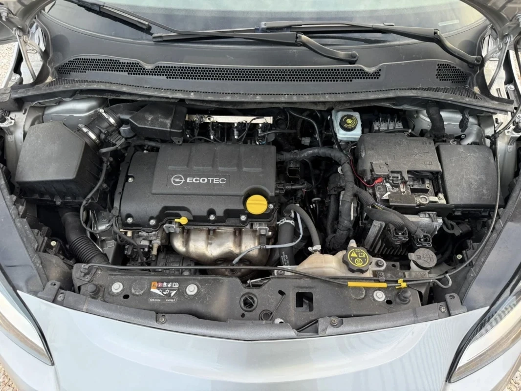 Opel Corsa  1.4 /,  6  | Mobile.bg   16
