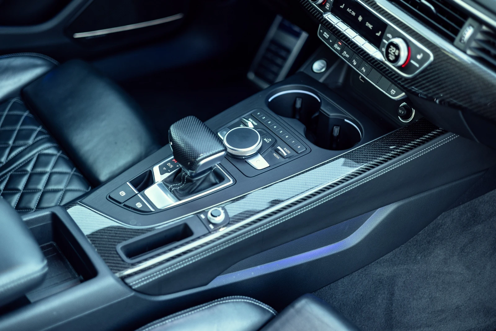 Audi A5 2.0, 3xSline, Carbon, Matrix - изображение 8
