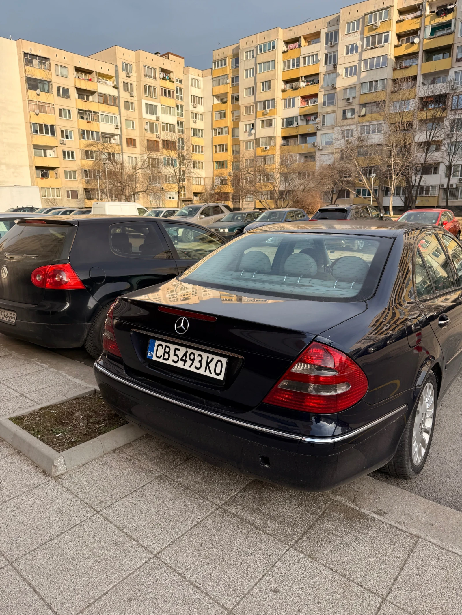 Mercedes-Benz E 220  - изображение 4