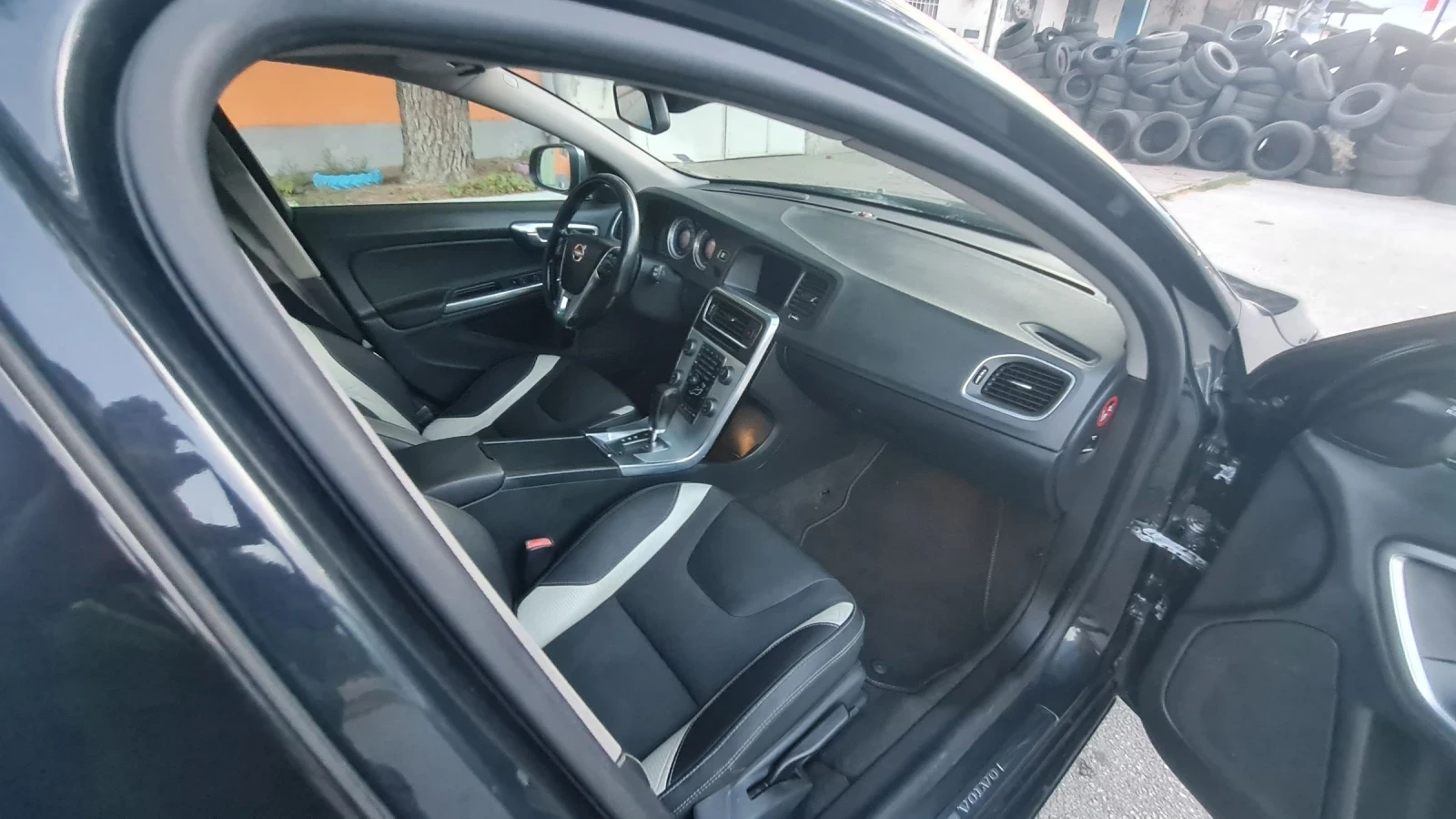 Volvo V60 V60/R, DESIGN/SWISS/D5/215�.�. | Mobile.bg � ����������� 4