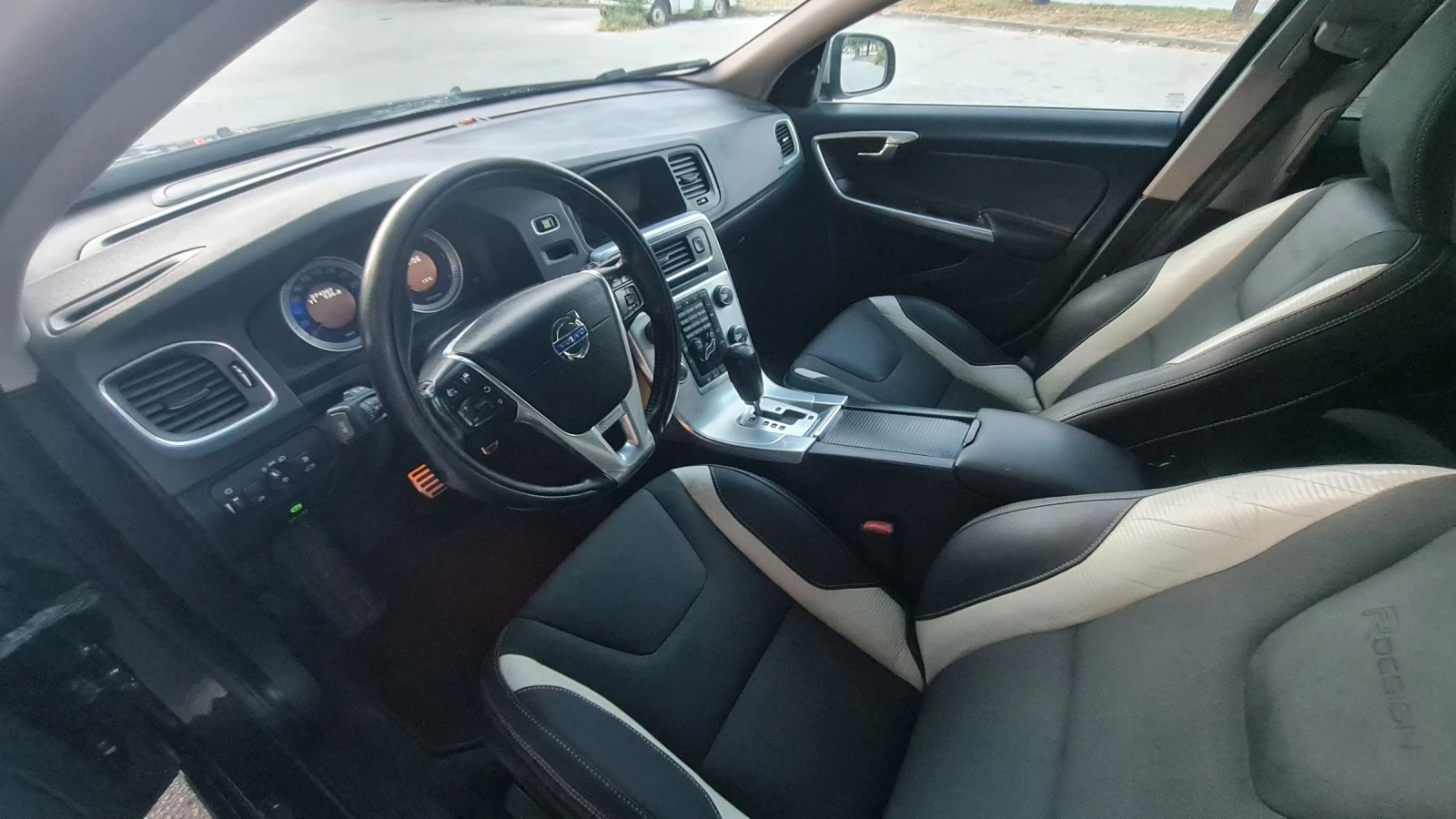 Volvo V60 V60/R, DESIGN/SWISS/D5/215�.�. | Mobile.bg � ����������� 11