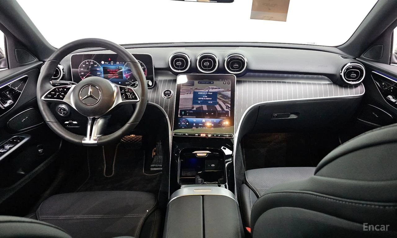 Mercedes-Benz C 300 4MATIC* ПОДГРЕВ* ОБДУХВАНЕ* 360 КАМЕРИ* ПАНОРАМА, снимка 10 - Автомобили и джипове - 54357638