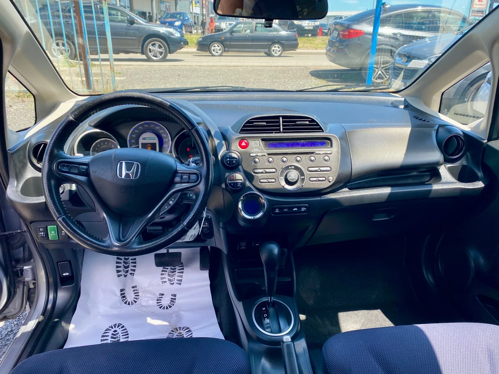 Honda Jazz, снимка 10 - Автомобили и джипове - 54597809