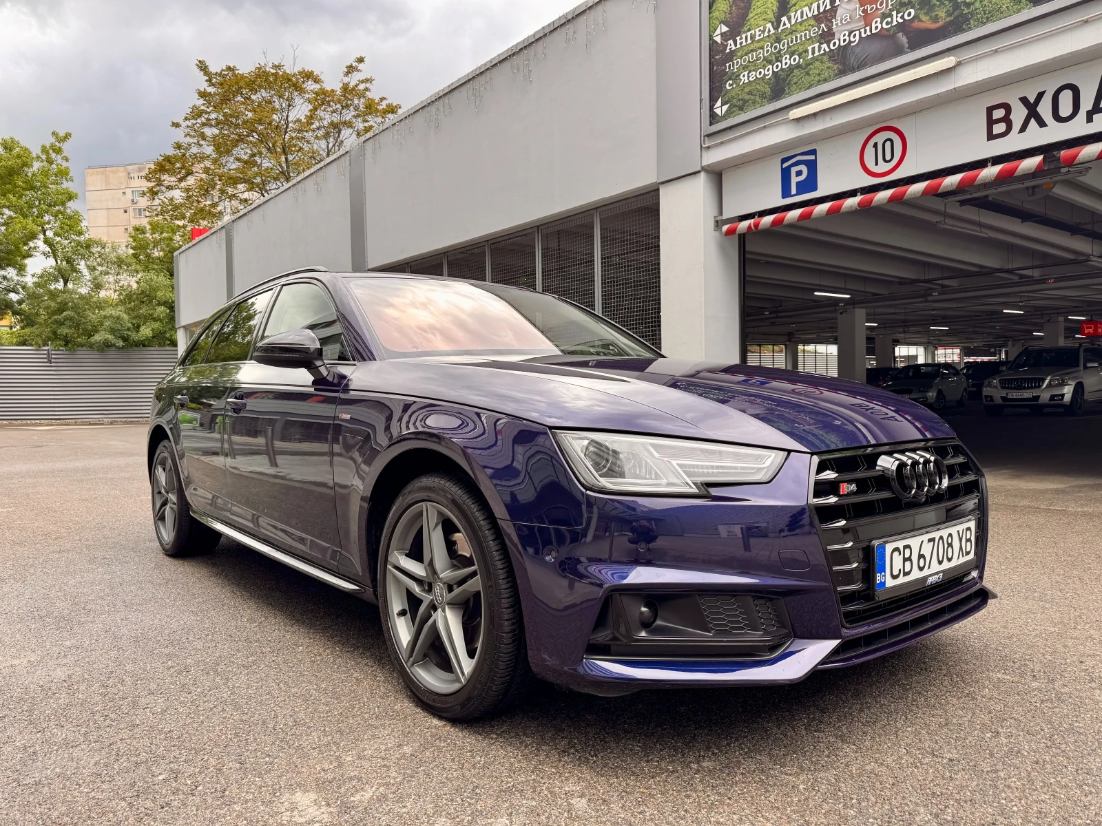 Audi A4 S-line 40 g-tron, снимка 4 - Автомобили и джипове - 54654195