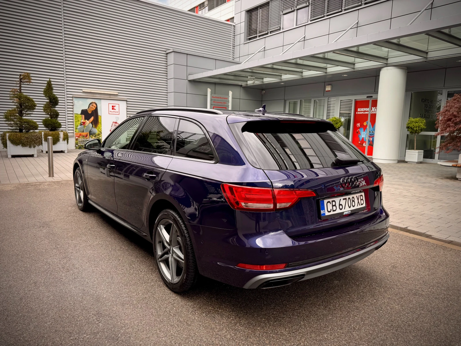 Audi A4 S-line 40 g-tron, снимка 7 - Автомобили и джипове - 54654195