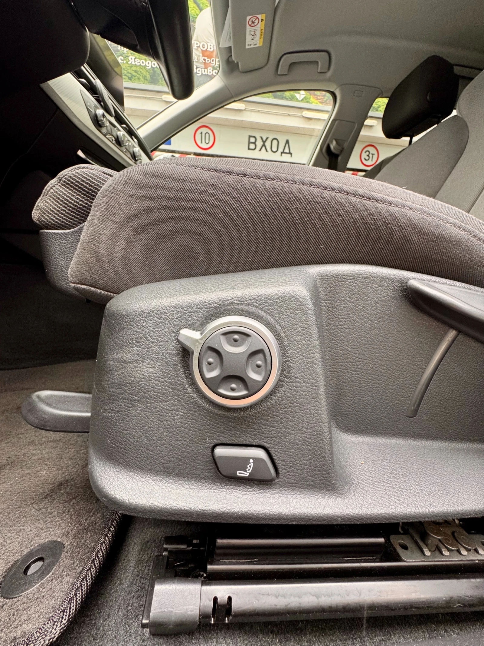 Audi A4 S-line 40 g-tron, снимка 16 - Автомобили и джипове - 54654195