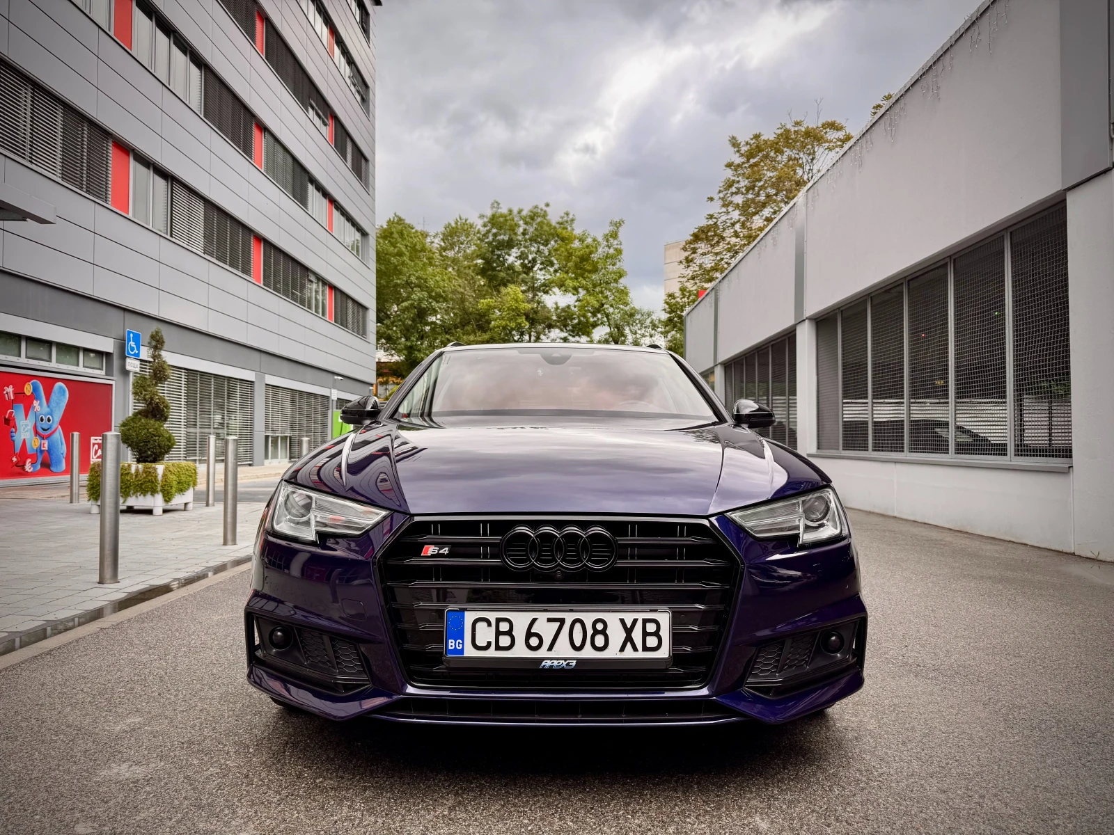 Audi A4 S-line 40 g-tron