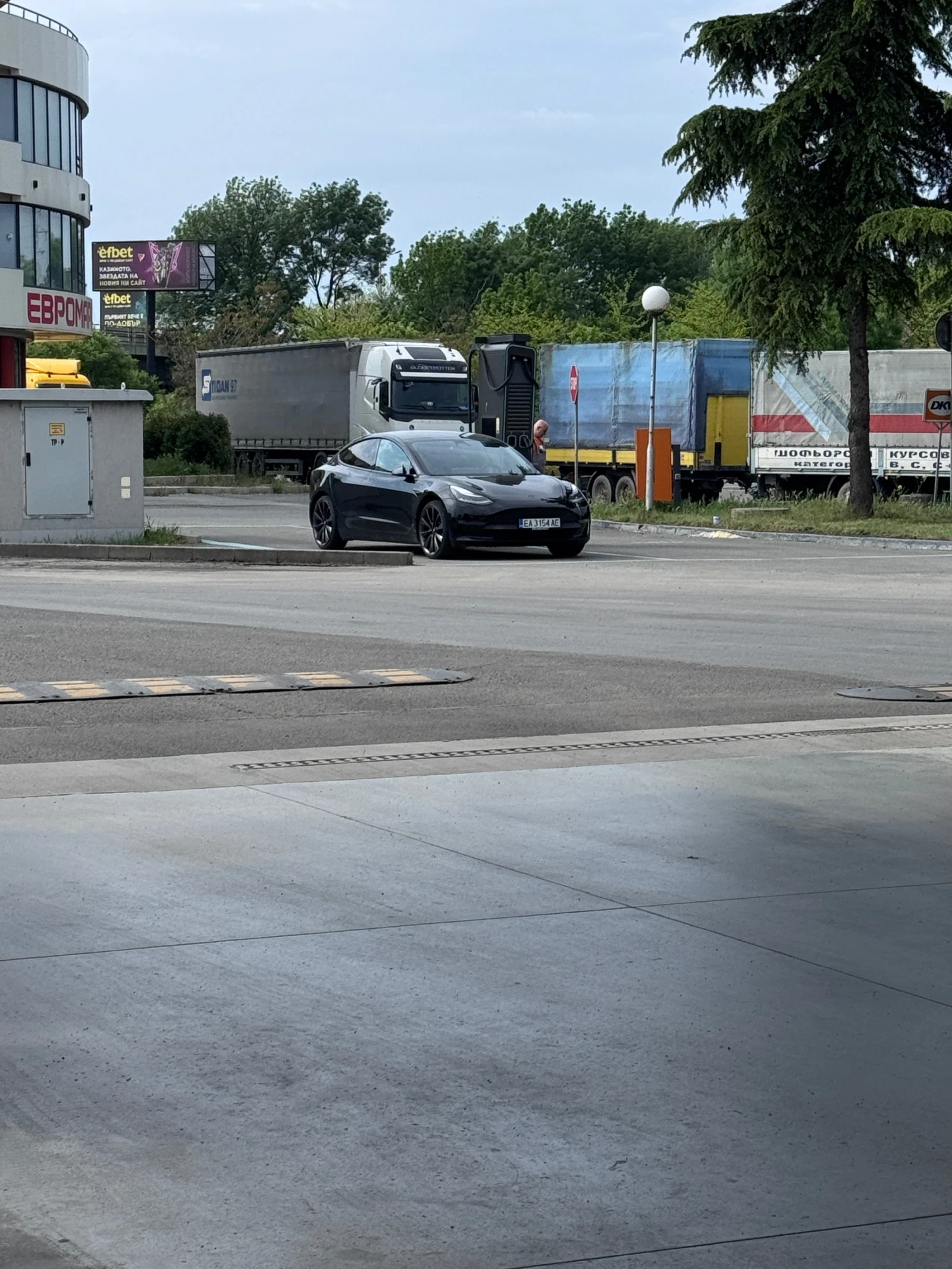 Tesla Model 3 Long range Dual motor , снимка 10 - Автомобили и джипове - 54728931