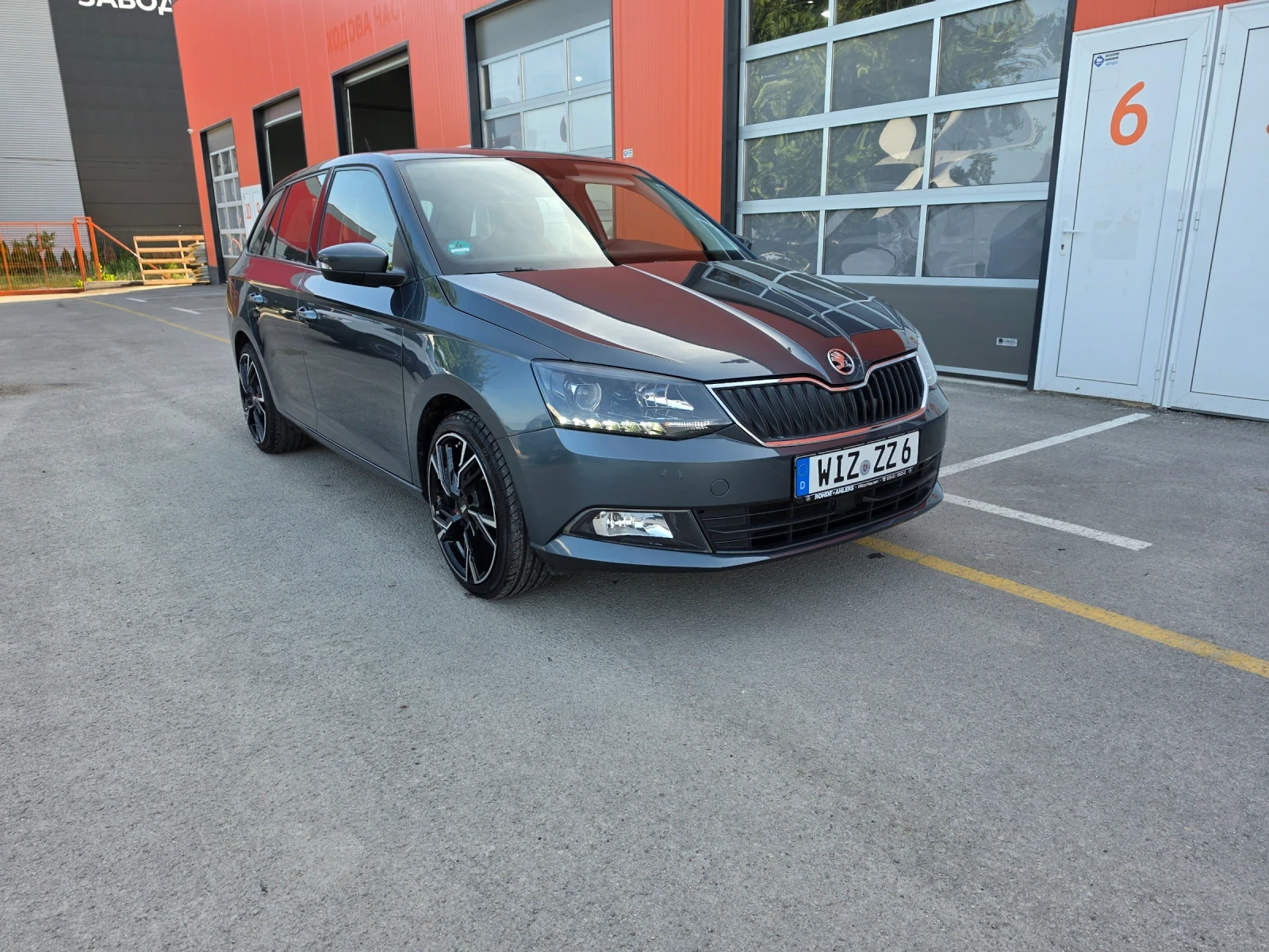 Skoda Fabia 70000км, снимка 5 - Автомобили и джипове - 54826592