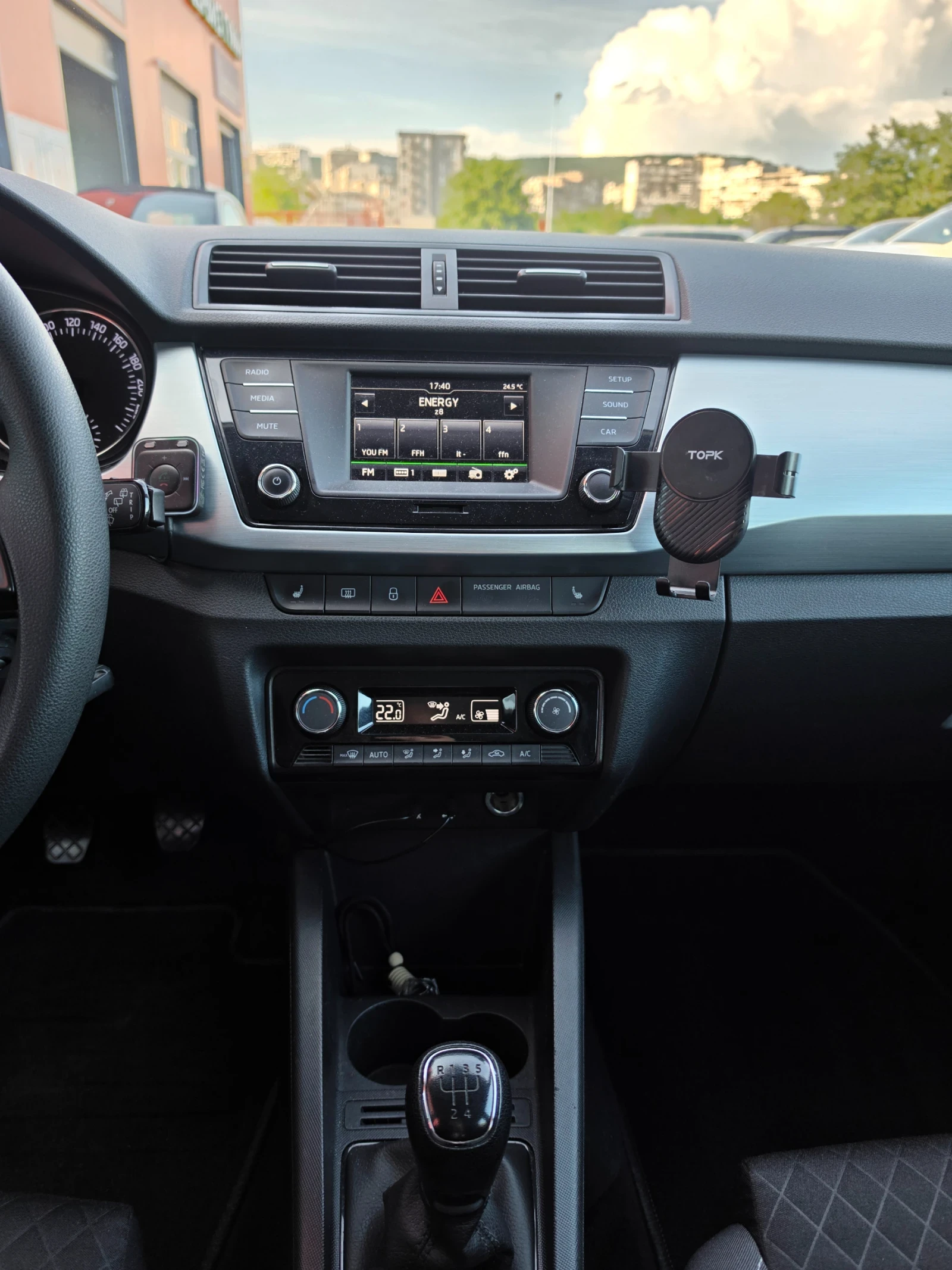 Skoda Fabia 70000км, снимка 10 - Автомобили и джипове - 54826592