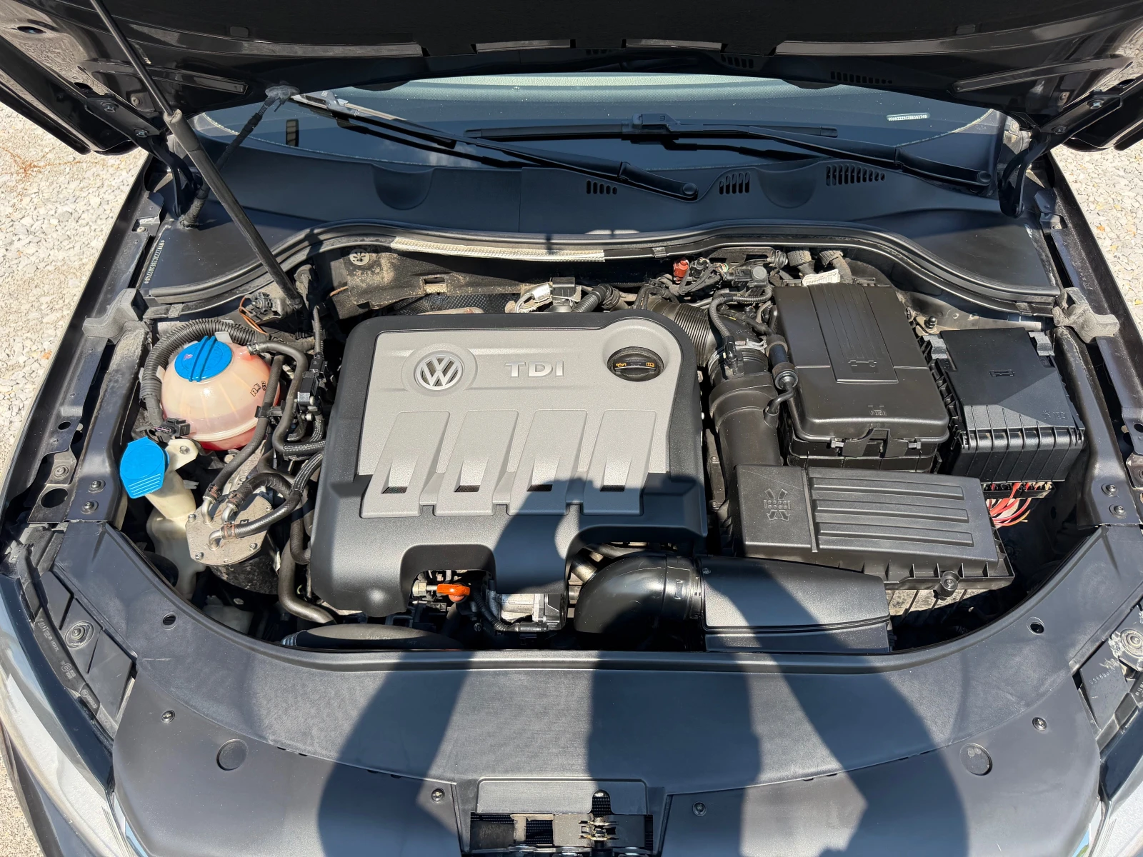 VW Passat 2.0TDI 140kc HIGH LINE ITALY, снимка 15 - Автомобили и джипове - 55063333