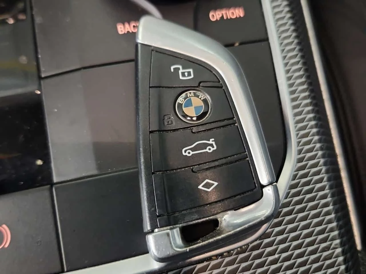 BMW 330  330I XDRIVE LED | PANO | AMBIENT, снимка 7 - Автомобили и джипове - 55165606