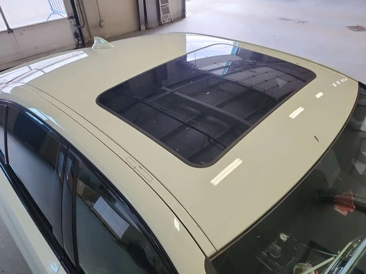 BMW 330  330I XDRIVE LED | PANO | AMBIENT, снимка 6 - Автомобили и джипове - 55165606