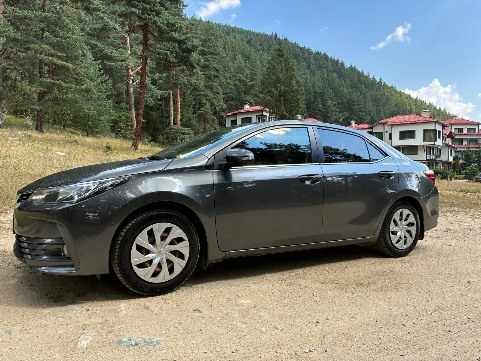 Toyota Corolla 1.6 132кс фейслифт/Камера/Автопилот/Line Assist, снимка 5 - Автомобили и джипове - 55174517
