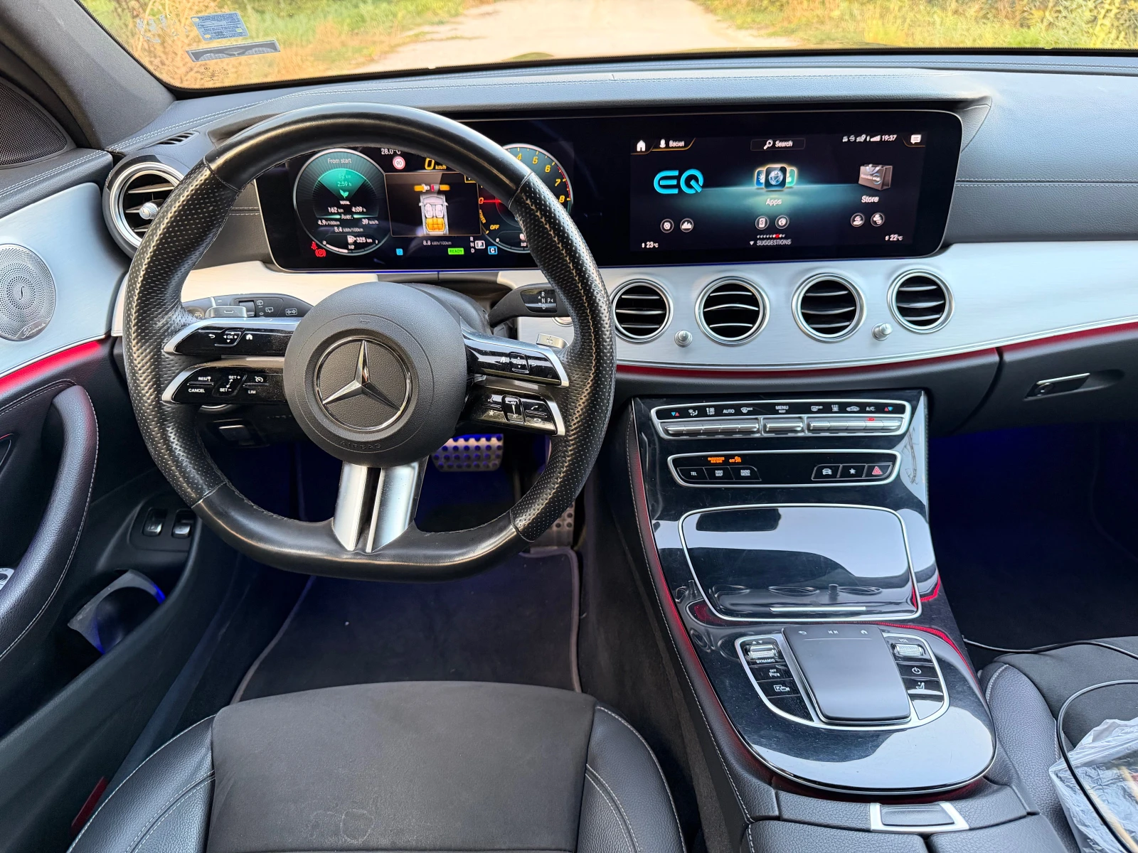 Mercedes-Benz E 300 E, снимка 4 - Автомобили и джипове - 55933868