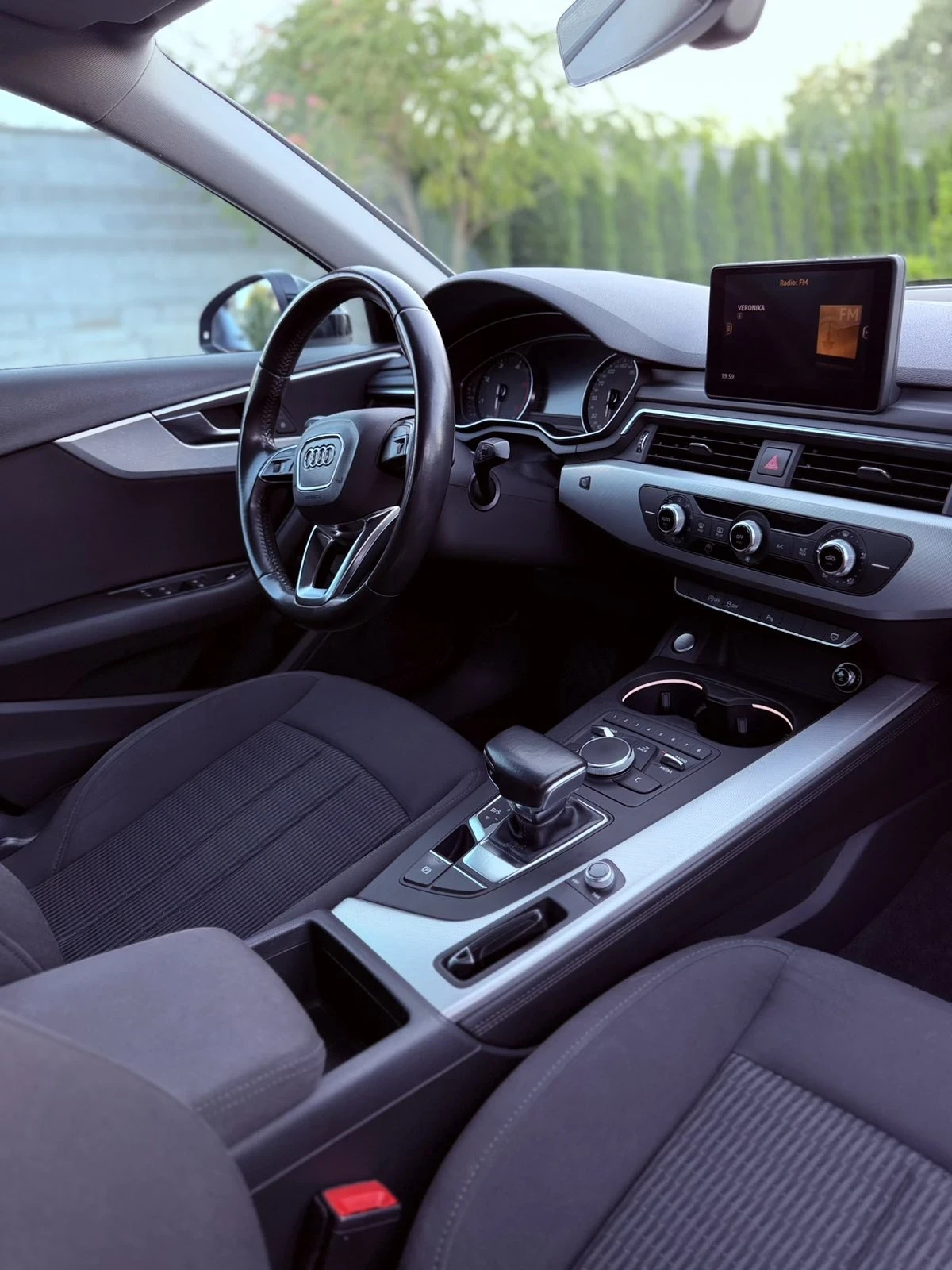 Audi A4 A4 2.0TDI DSG 150hp, снимка 8 - Автомобили и джипове - 55537696