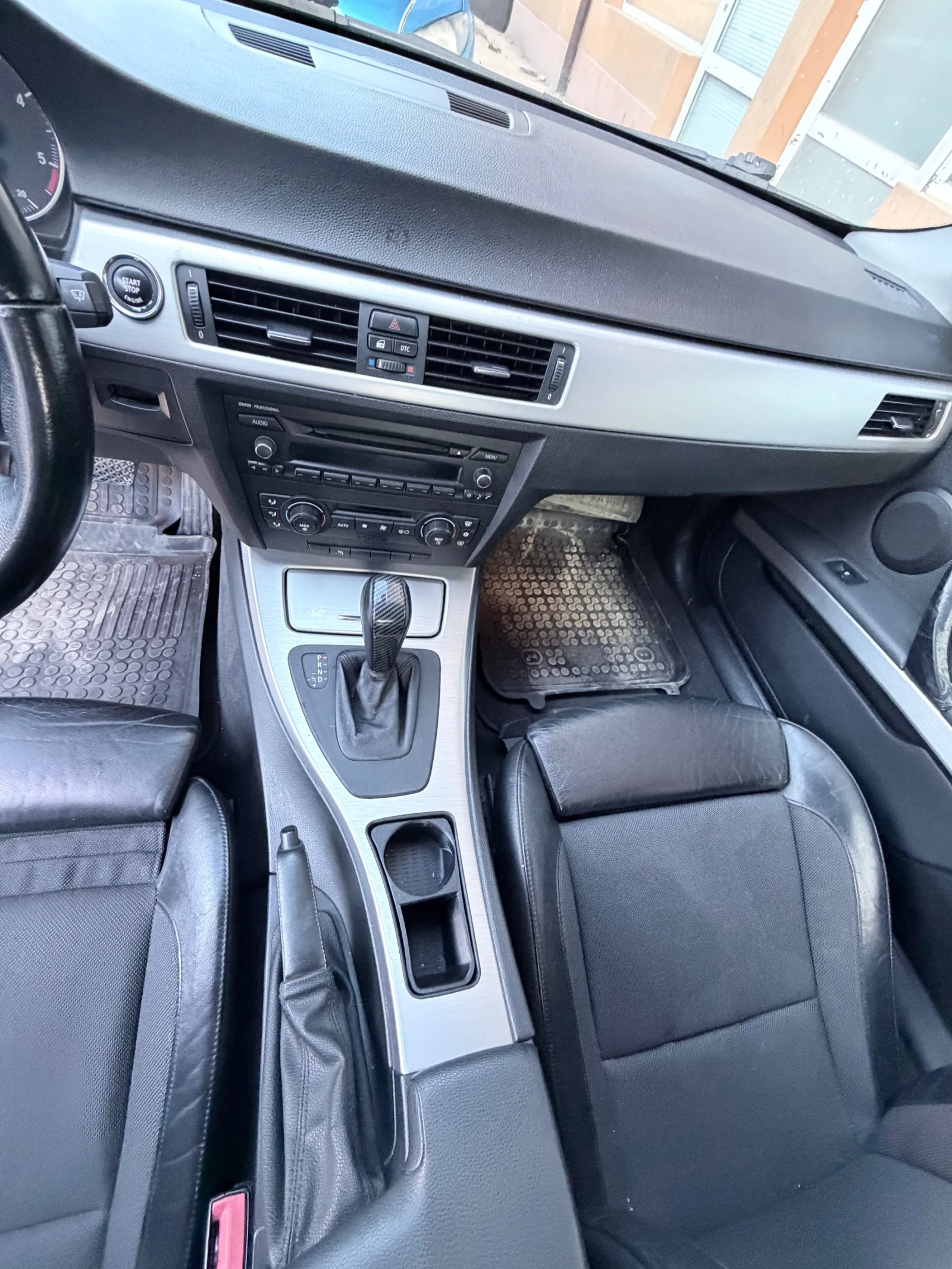 BMW 320, снимка 4 - Автомобили и джипове - 55603688