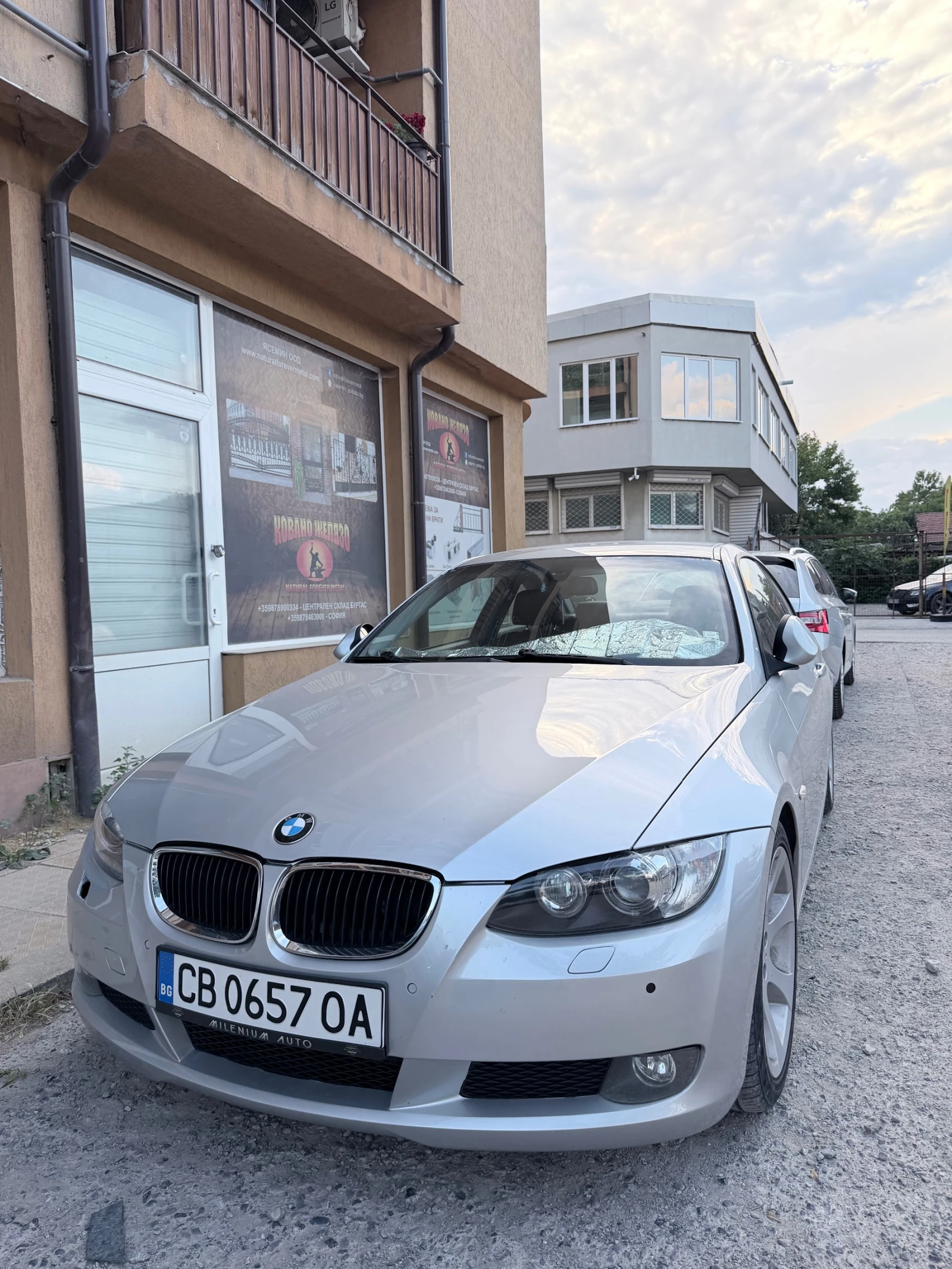 BMW 320