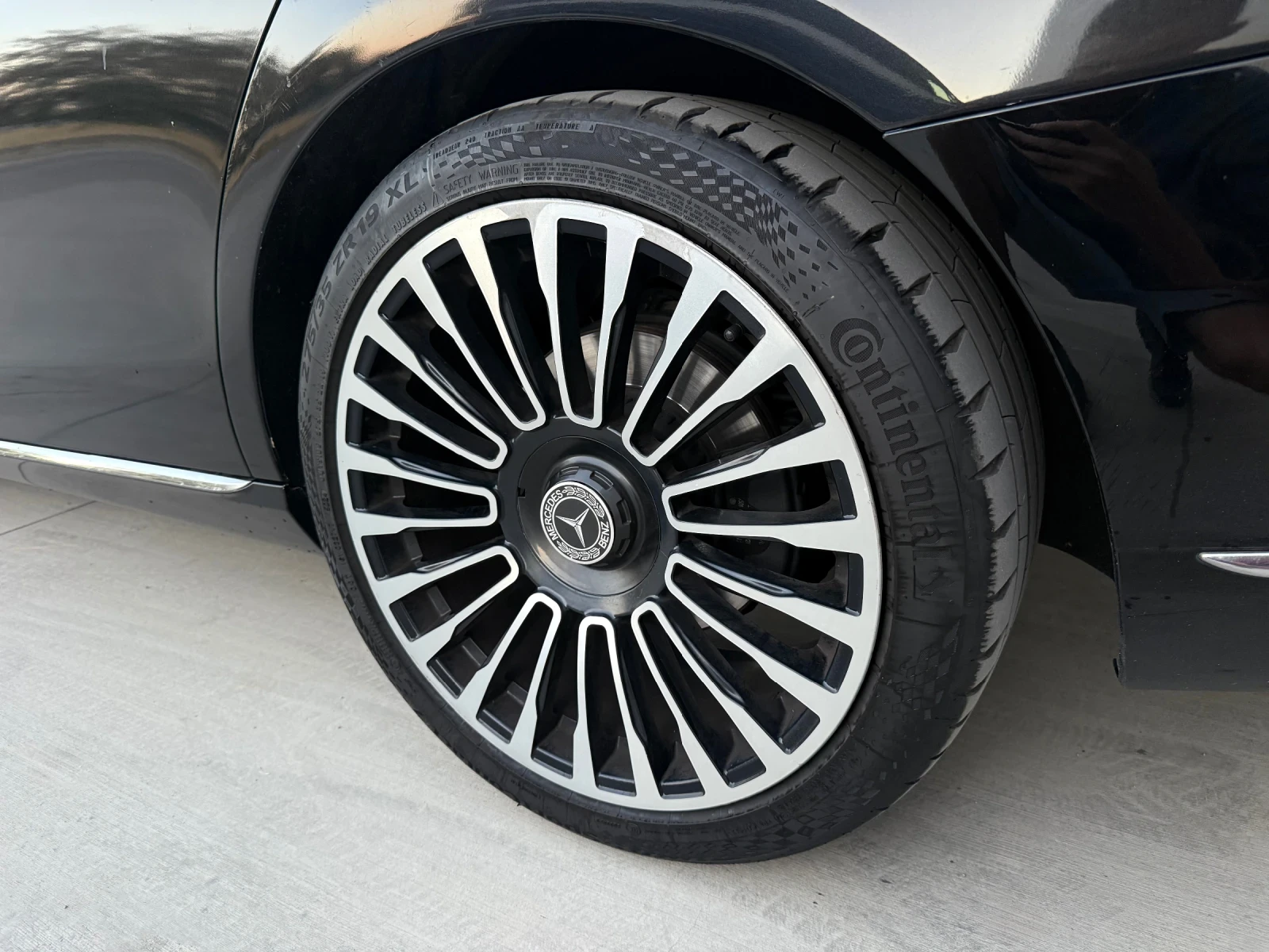 Mercedes-Benz E 220 AMG / 9G-Tronic, снимка 7 - Автомобили и джипове - 55644779