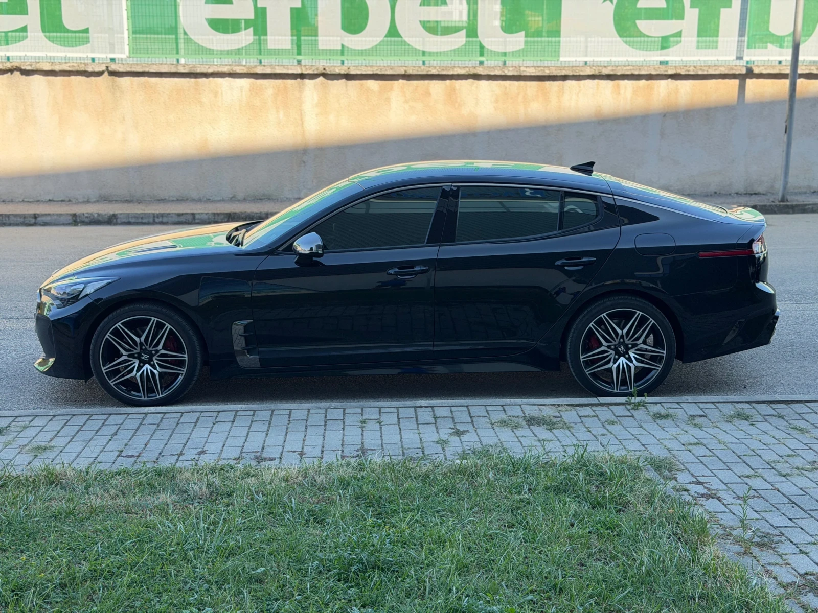 Kia Stinger 3.3 GT AWD 2022, снимка 4 - Автомобили и джипове - 55888777